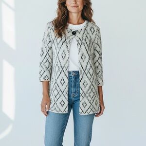 Kim Rogers White/Black Diamond Print Super fuzzy Cardigan Sweater Size PS